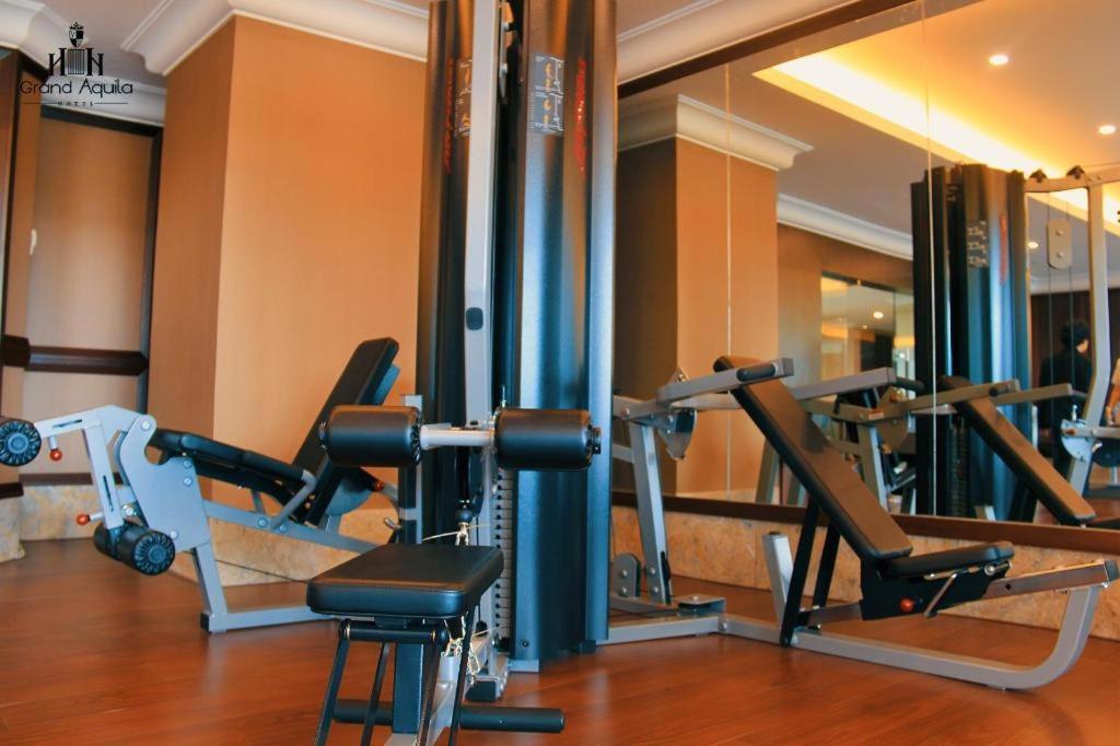Artotel Suites Aquila Bandung Exterior foto