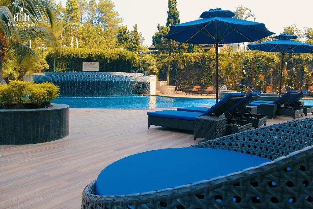 Artotel Suites Aquila Bandung Exterior foto