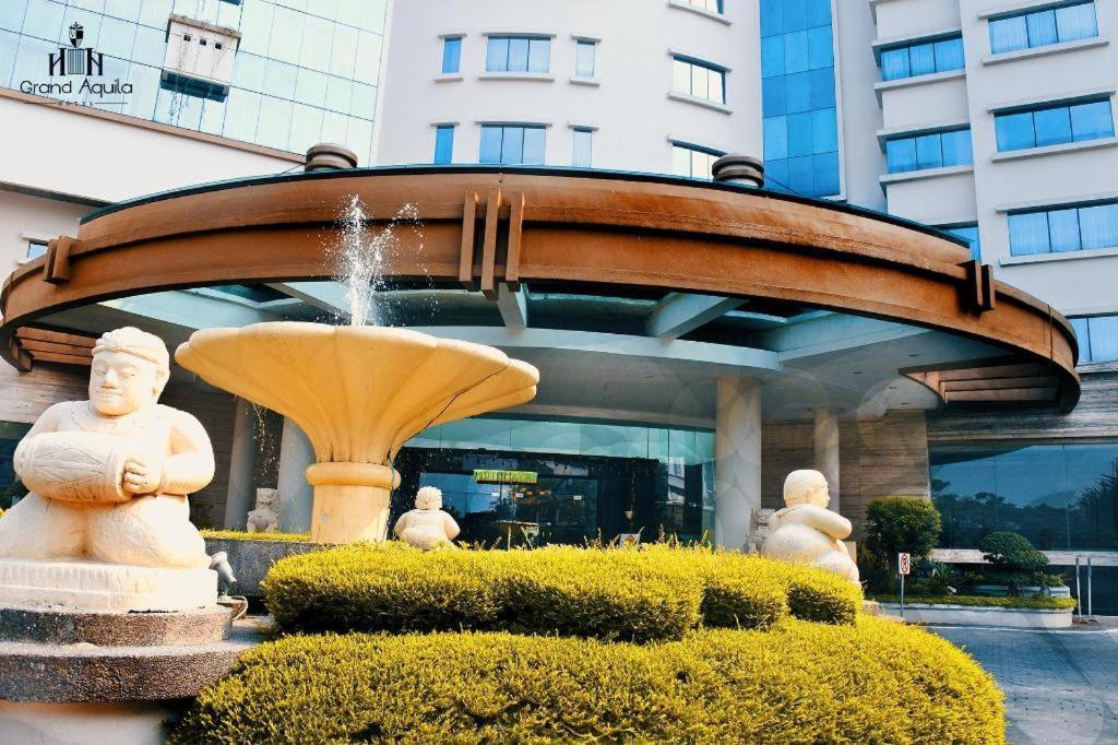 Artotel Suites Aquila Bandung Exterior foto
