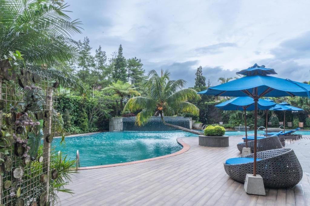 Artotel Suites Aquila Bandung Exterior foto